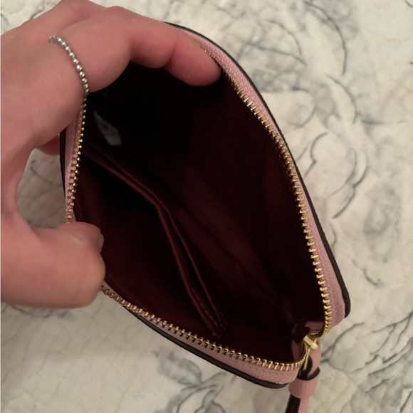 coach wallet - Picture 2 of 3